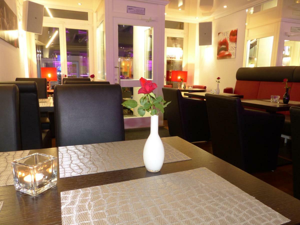 Aparthotel C'Est La Vie Saarlouis Exteriör bild