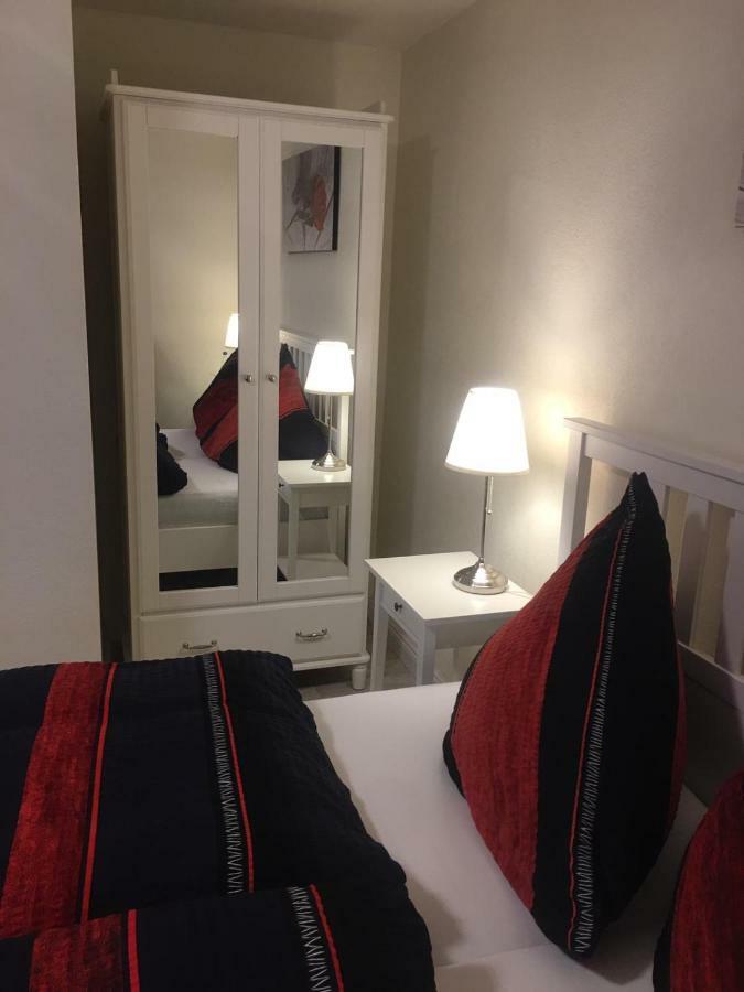 Aparthotel C'Est La Vie Saarlouis Exteriör bild